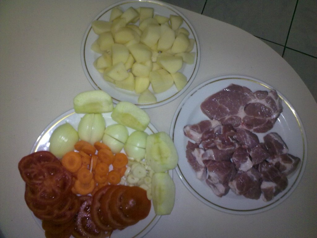 Ceafa de Porc la Tava cu Legume