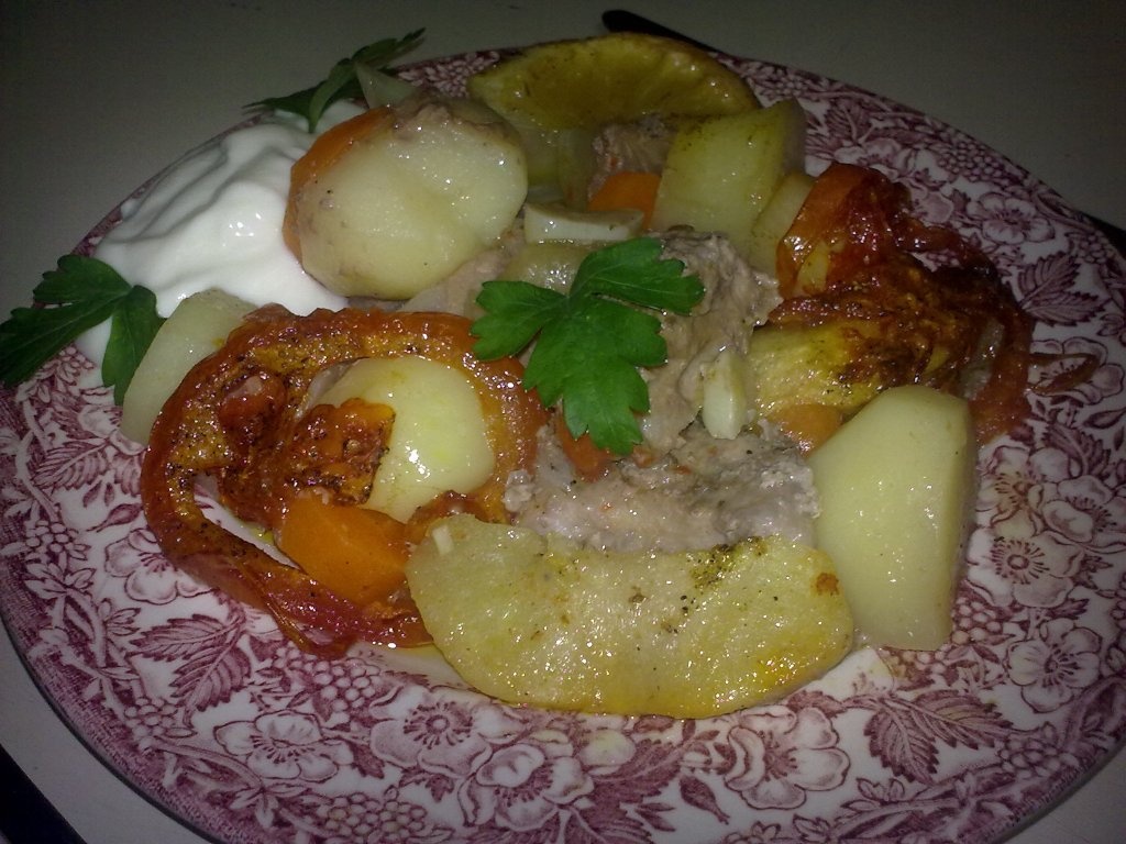 Ceafa de Porc la Tava cu Legume