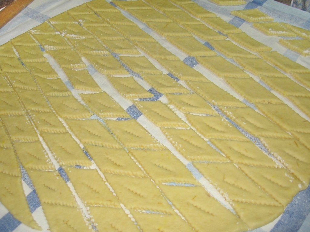 Minciunele sau cirighele ca la bunica – reteta veche, fara drojdie, foarte usor de preparat