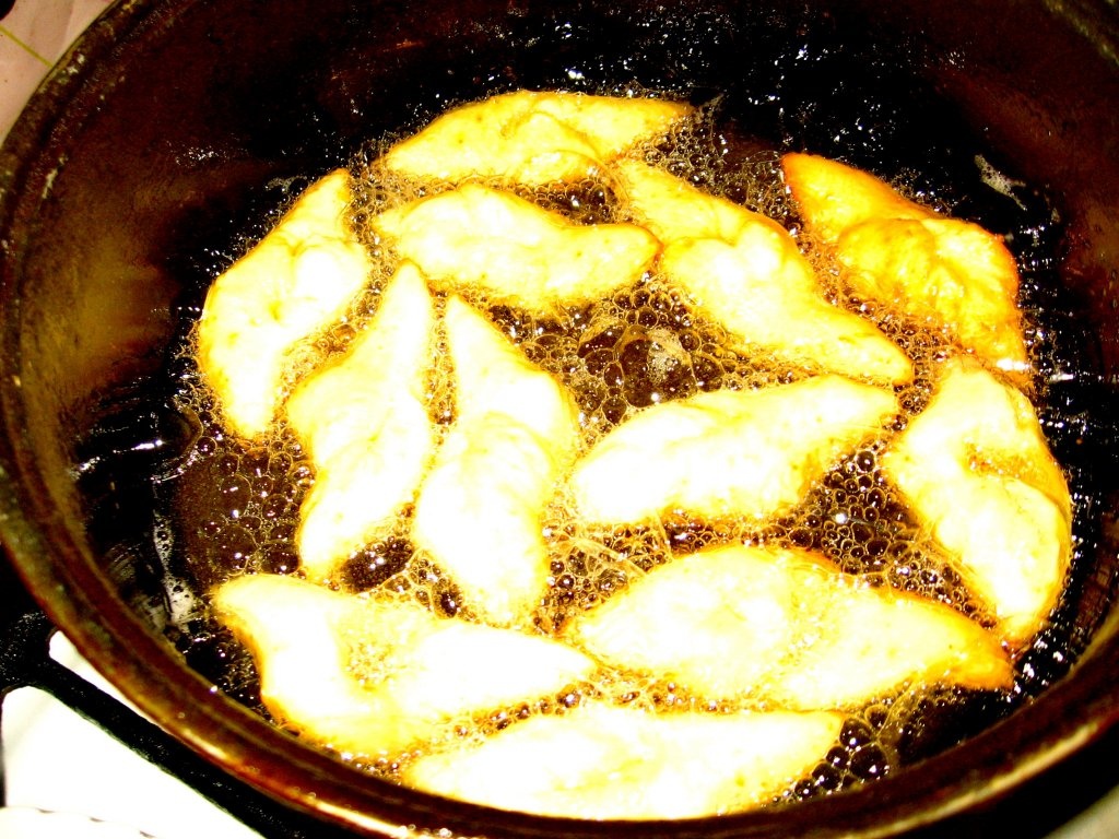 Minciunele sau cirighele ca la bunica – reteta veche, fara drojdie, foarte usor de preparat