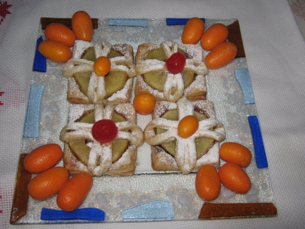 Flori de foietaj cu mere