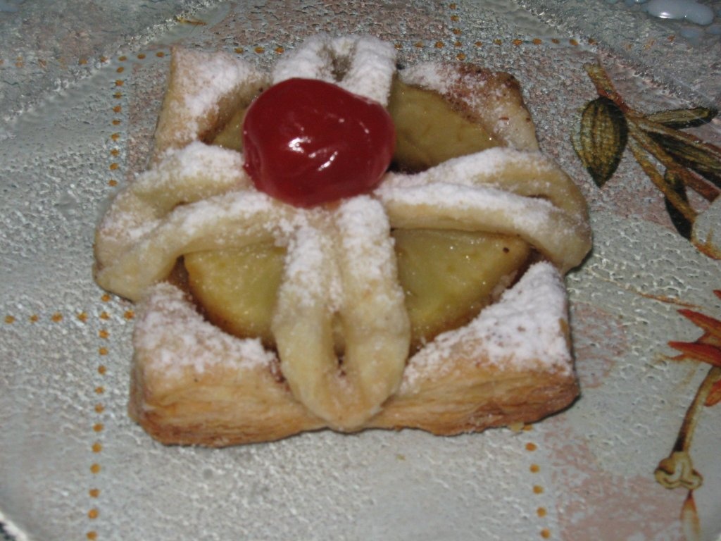 Flori de foietaj cu mere