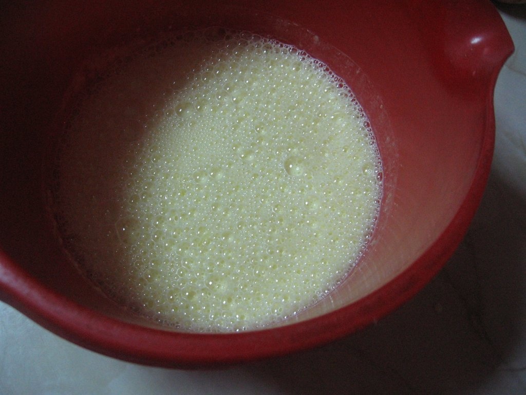 Tarta cu crema de vanilie si mere