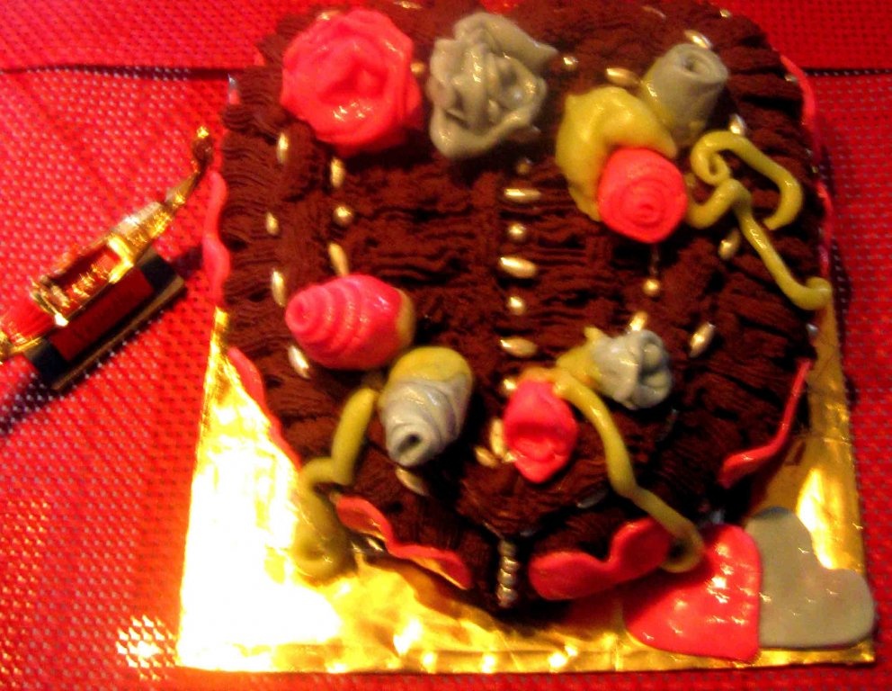 Tort  « Valentine’s Day » cu crema trufe de ciocolata