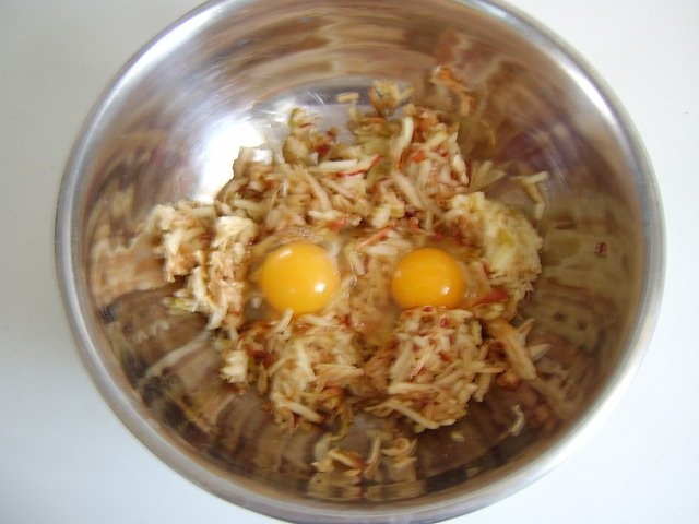 Prajitura economica cu mere