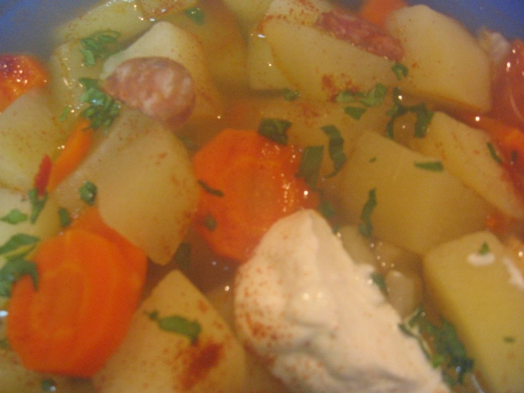 Ciorba de cartofi cu vin