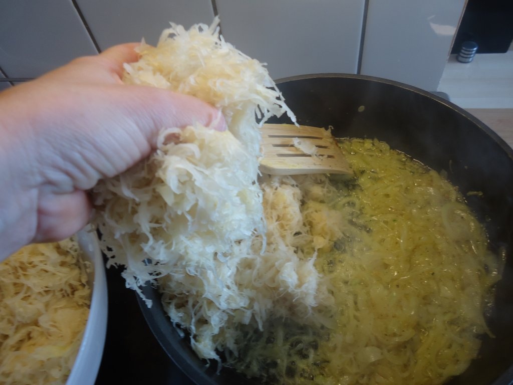 Friptura de curcan pe varza