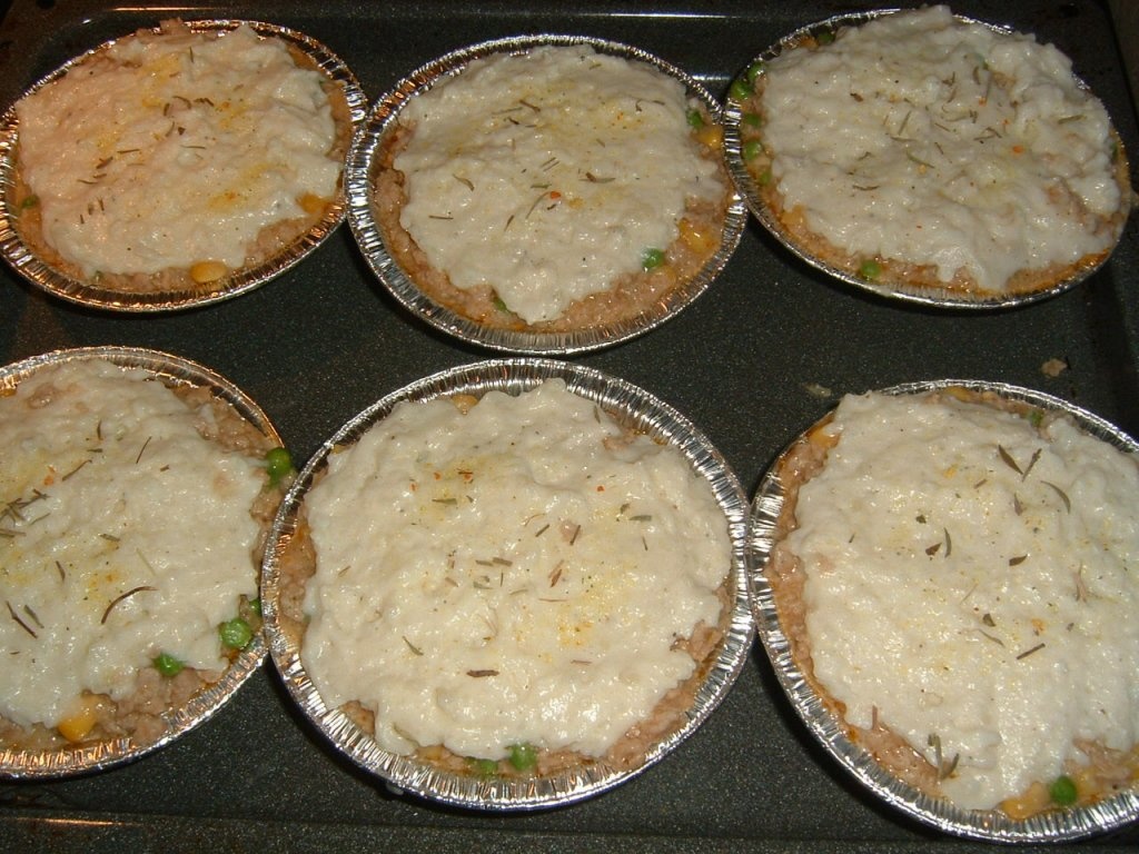 Mini turtite in crusta de cartofi piure