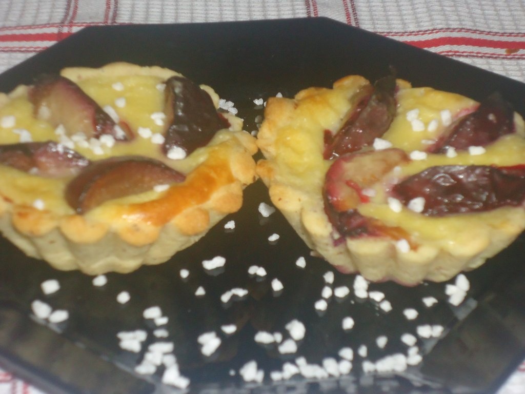 Pflaumenkuchen mit Sahne - Tarte cu prune si smantana