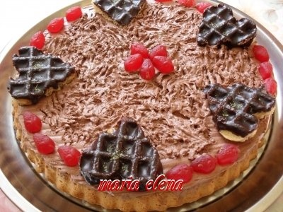 Tort cu inimioare glazurate cu ciocolata