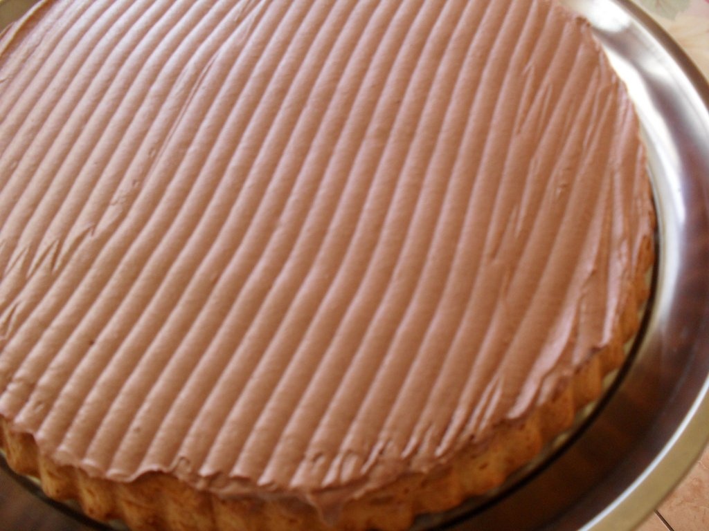 Tort cu inimioare glazurate cu ciocolata