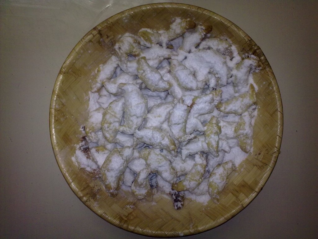 Cornulete Fragede cu Rahat