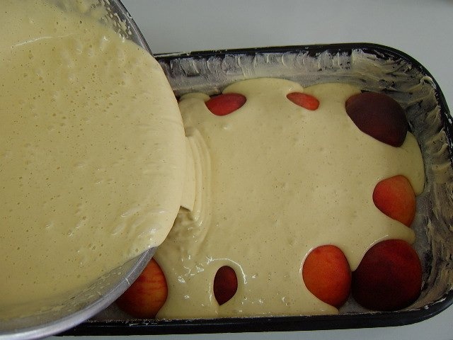 Prajitura cu nectarine