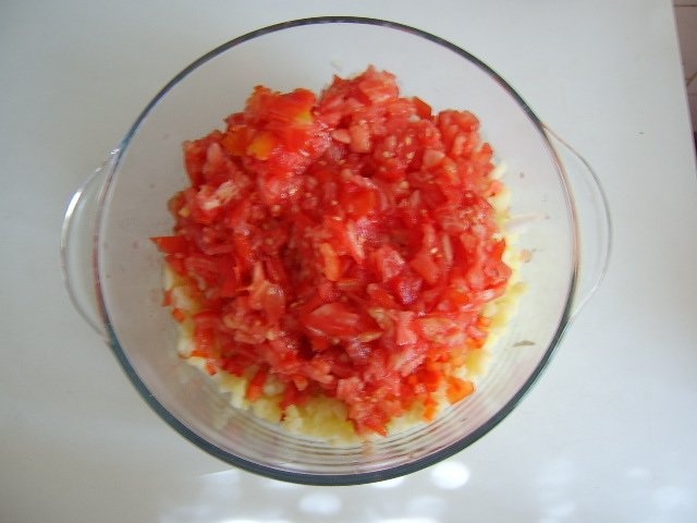 Salata de cartofi fierti si ton