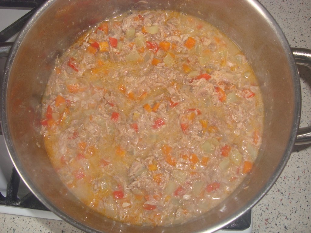 Spaghete cu sos de peste