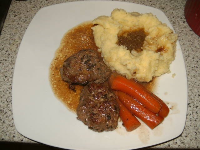 Chiftele in sos de vin rosu