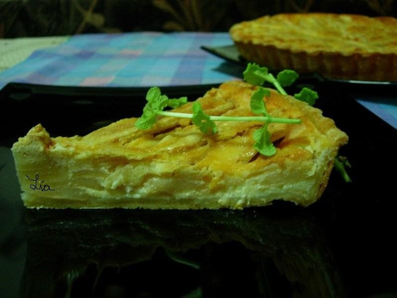 Prajitura americana cu branza dulce si mere