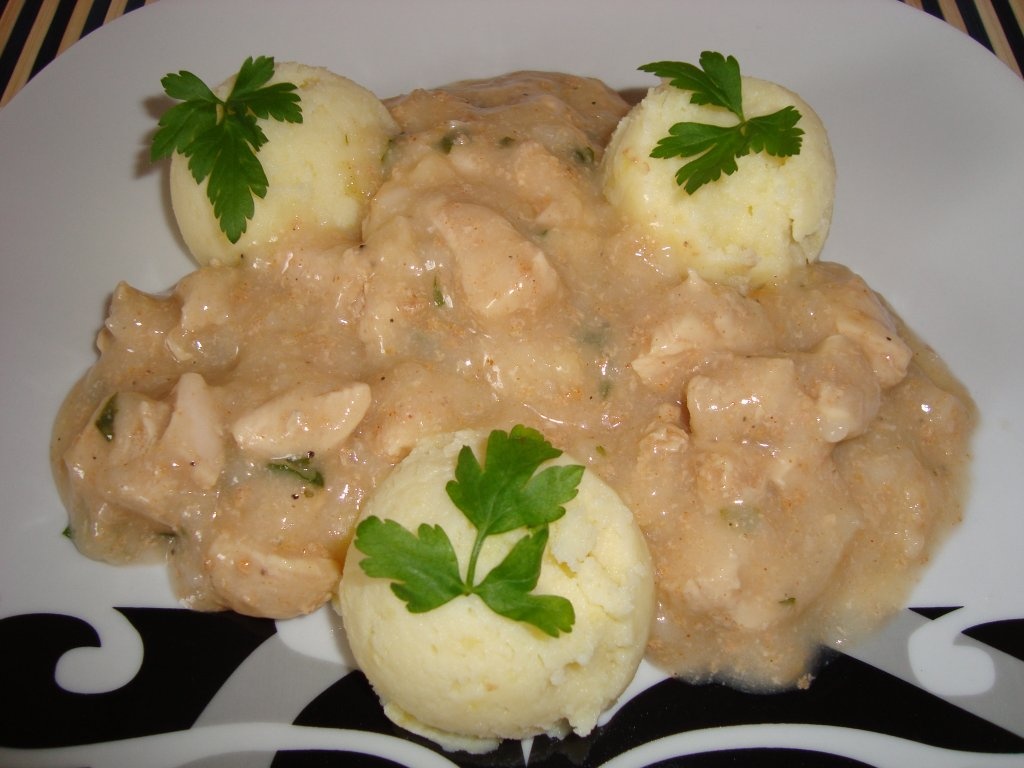 Tocanita din piept de pui