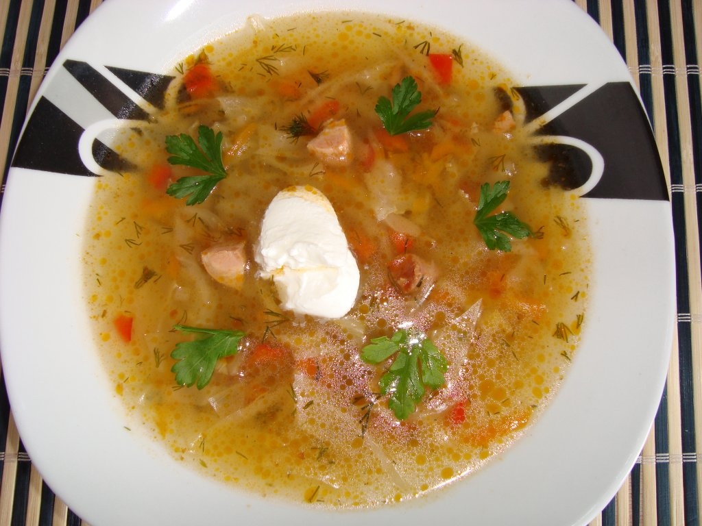 Ciorba de varza cu afumatura