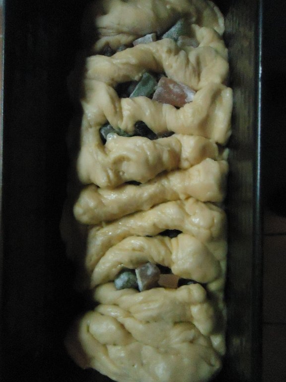 Cozonac presarat cu mac