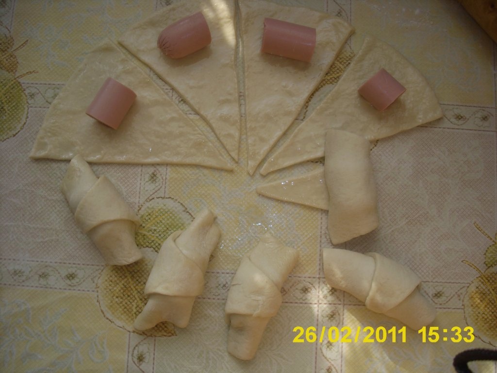 Croissante cu crenvursti