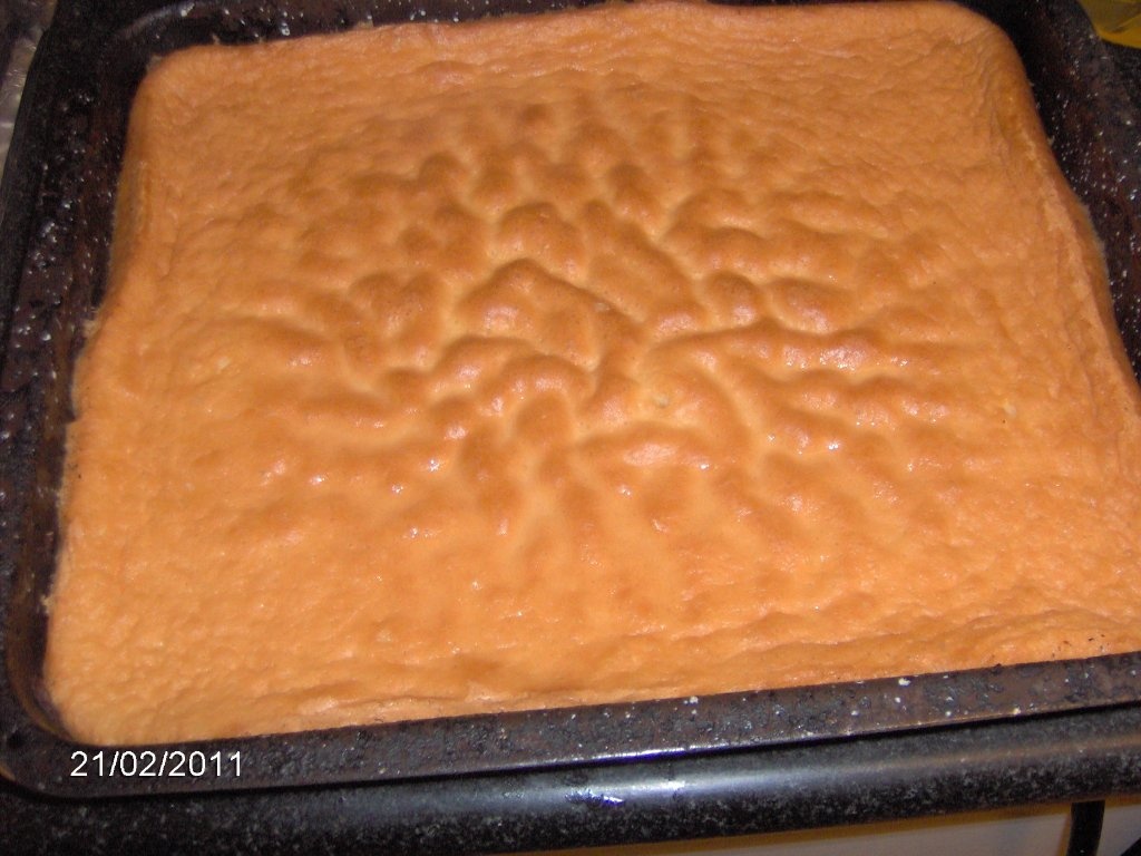 Tort cu ananas si frisca