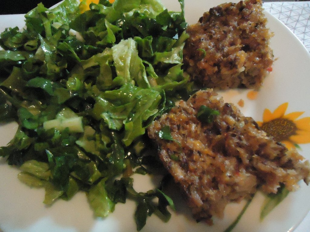 Rulada de ciuperci cu hrisca (de post)