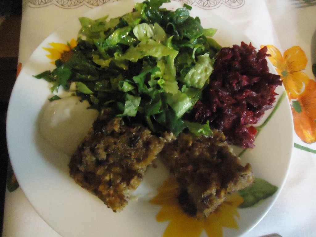 Rulada de ciuperci cu hrisca (de post)