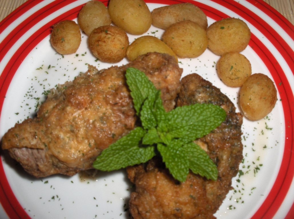 Rotite cu brânzã si suncã de curcan