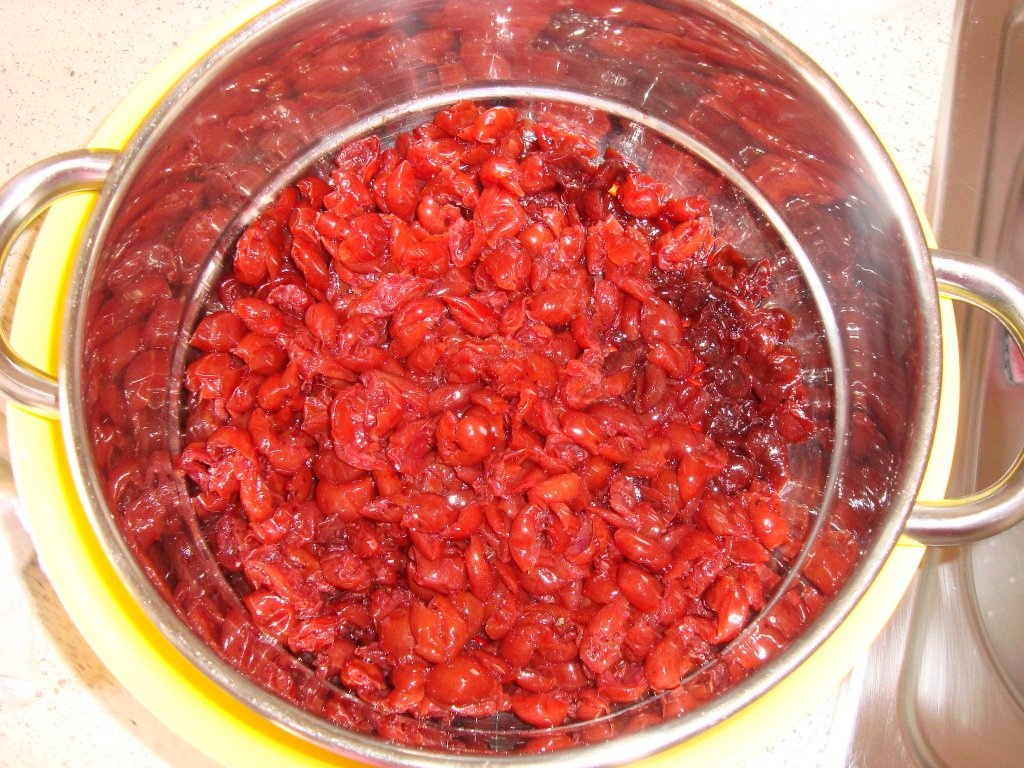 Prajitura delicioasa cu visine