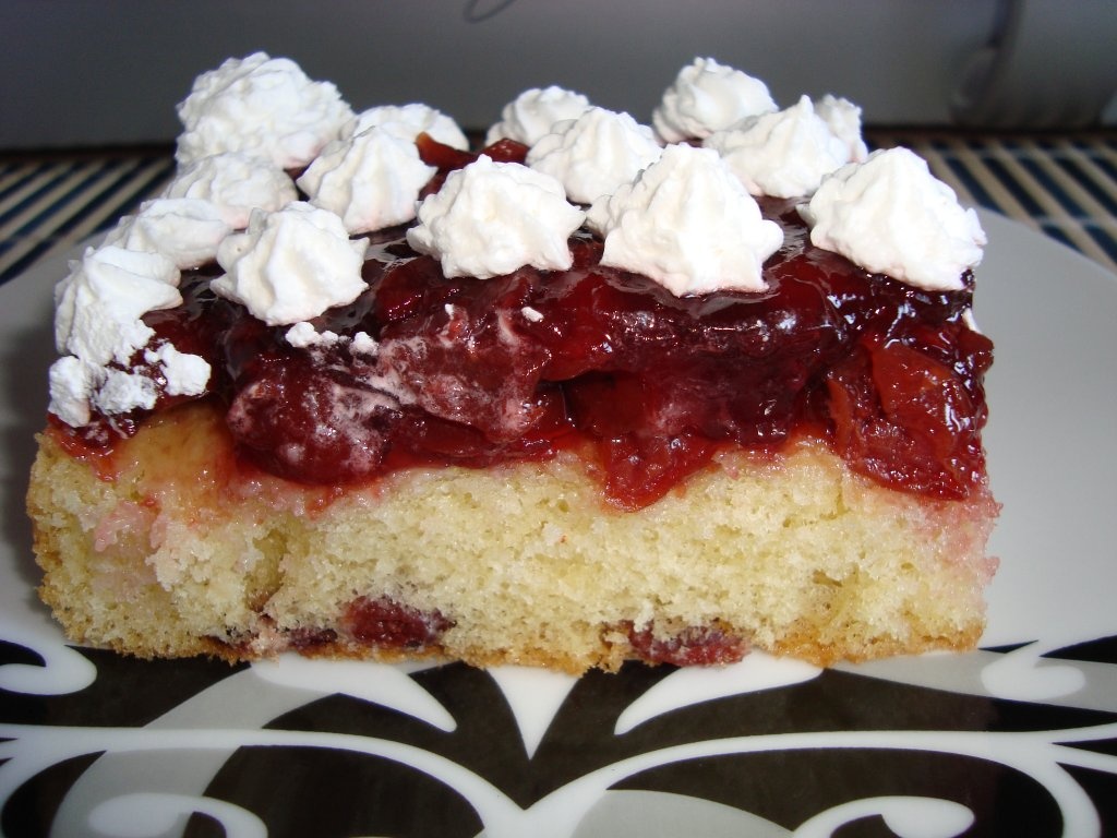 Prajitura delicioasa cu visine