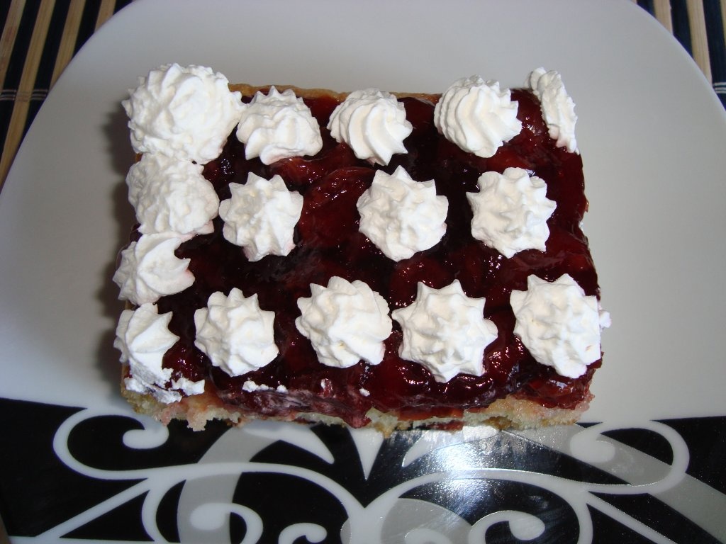 Prajitura delicioasa cu visine