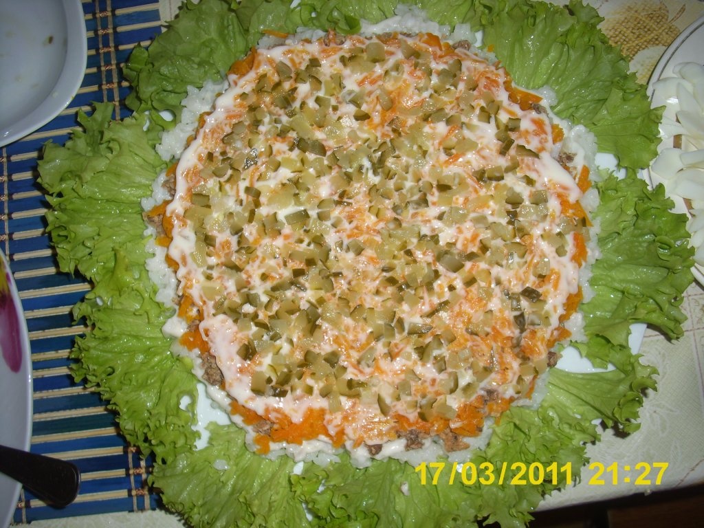 Salată “Cîmp cu romaniţe”