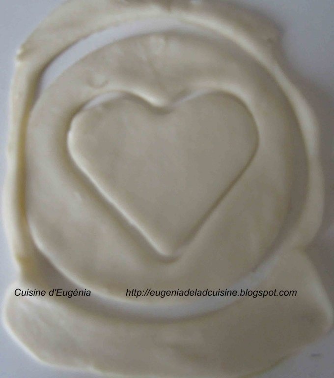 Vol- au- vent cu somon fumée in sos de homar cu coniac si salata de fenicul cu portocale