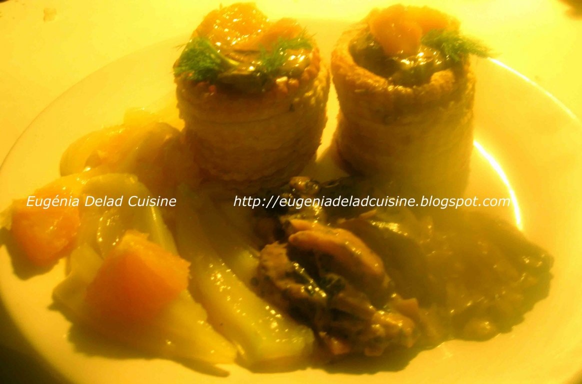 Vol- au- vent cu somon fumée in sos de homar cu coniac si salata de fenicul cu portocale
