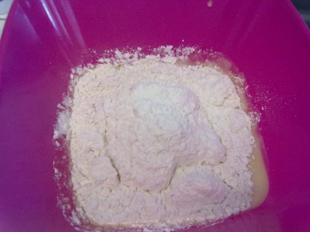 Cornuri cu gem de capsuni