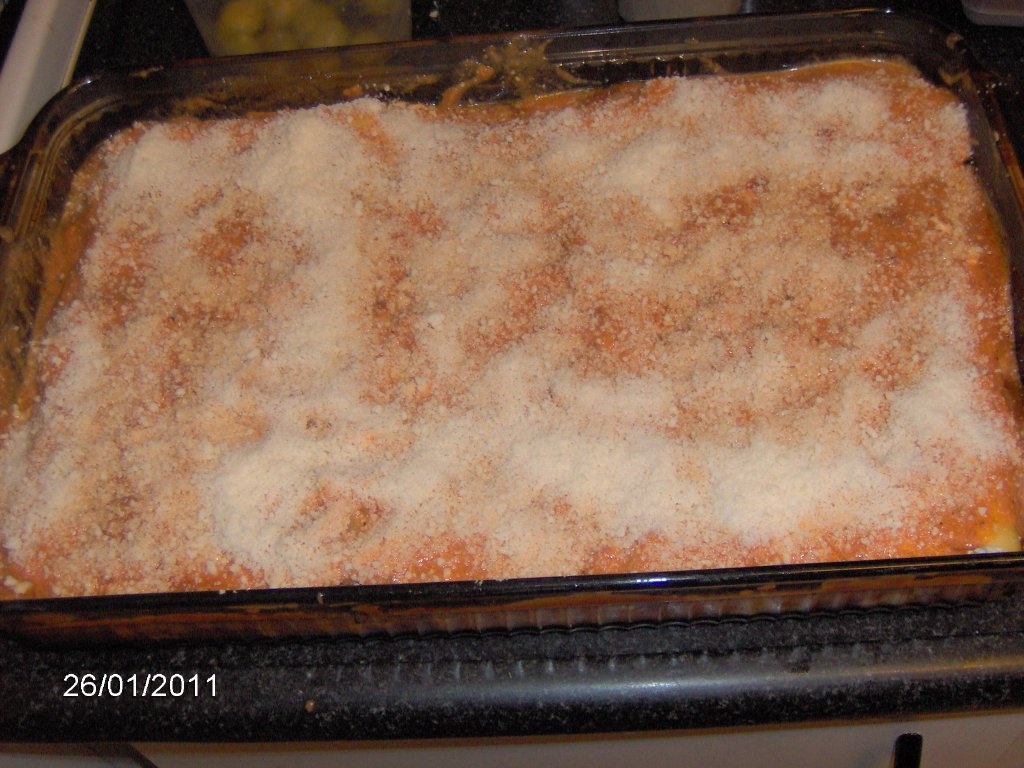 Caneloni in sos de rosii