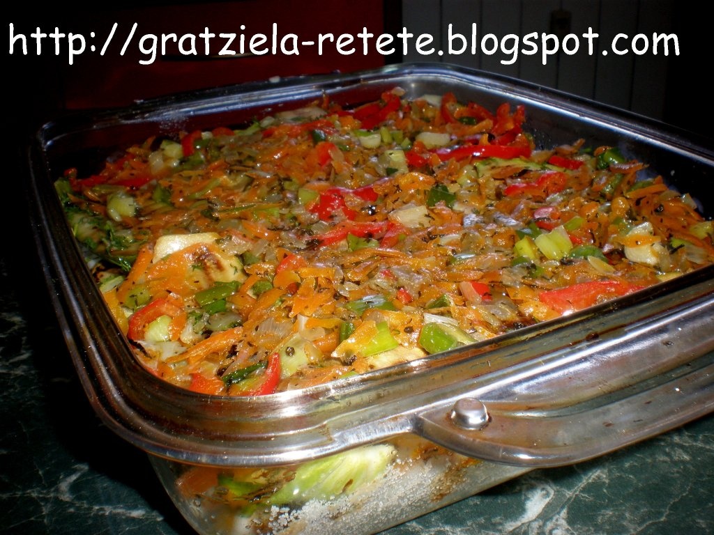 Dovlecei şi cartofi gratinaţi, o masă de duminică