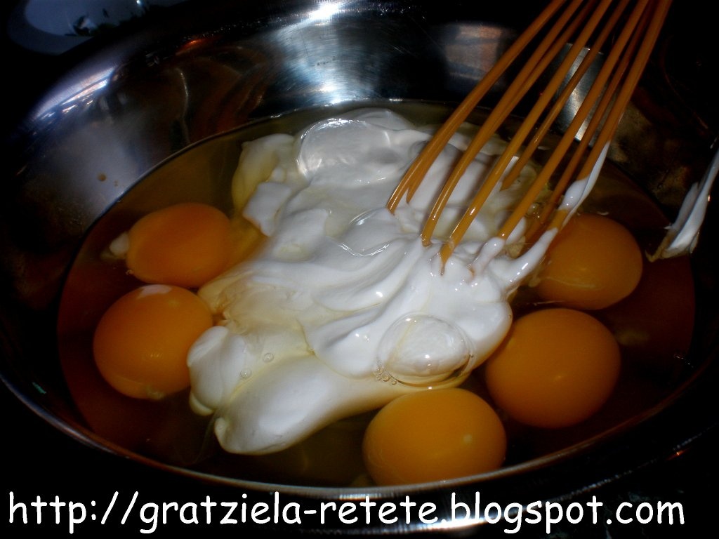 Dovlecei şi cartofi gratinaţi, o masă de duminică