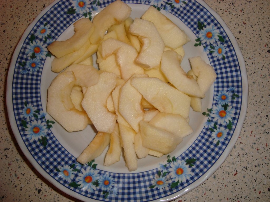 Chec cu mere glazurat cu ciocolata