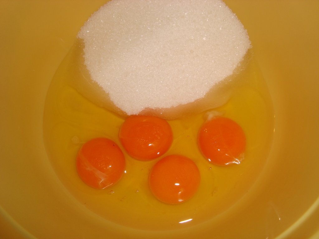 Chec cu mere glazurat cu ciocolata