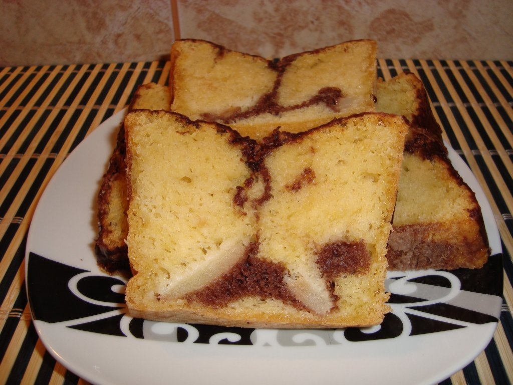 Chec cu mere glazurat cu ciocolata