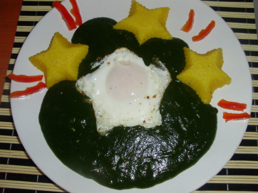 Mancare de urzici ( ca la mama acasa)