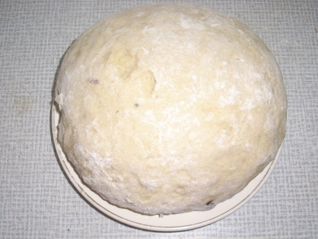 Turte dulci cu stafide si aroma de lamaie