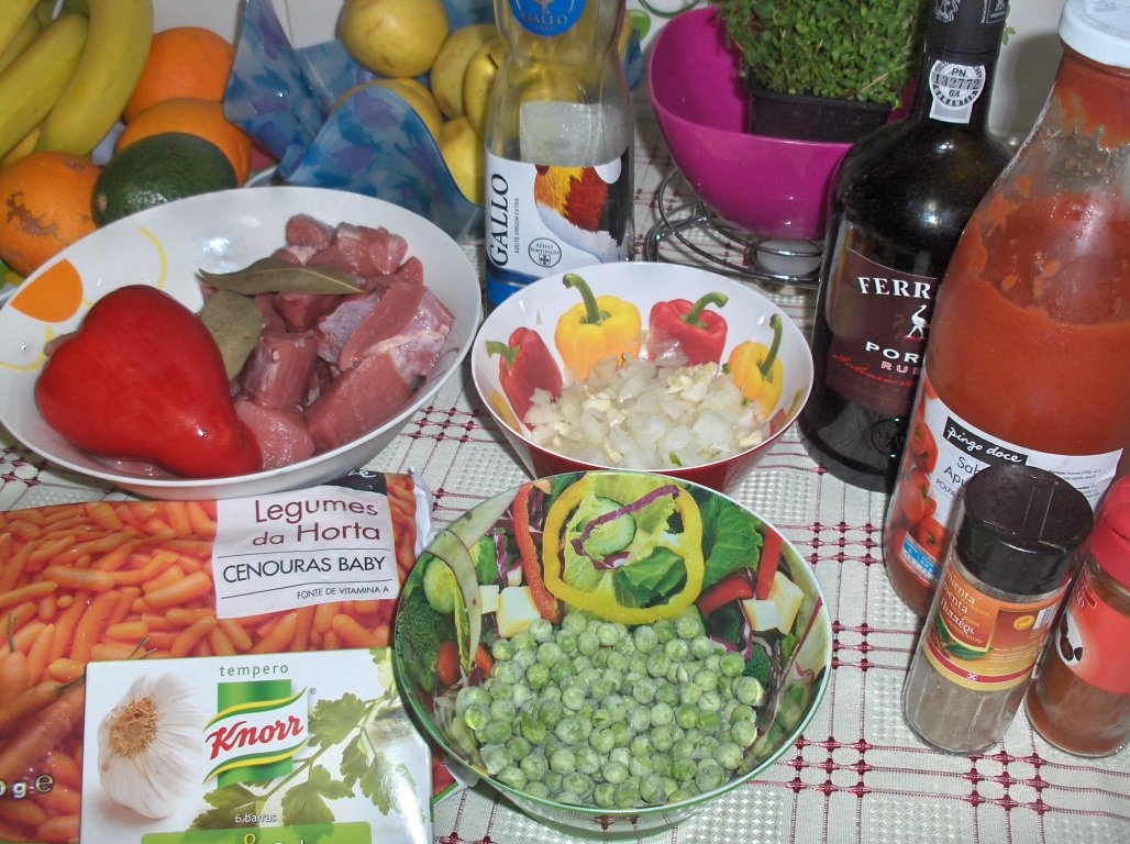 Tocãnitã de vitel în vin de Porto