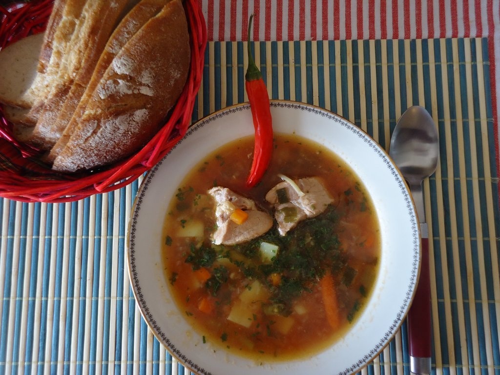 Ciorbita taraneasca de porc