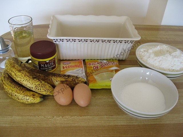 Chec cu banane simplu