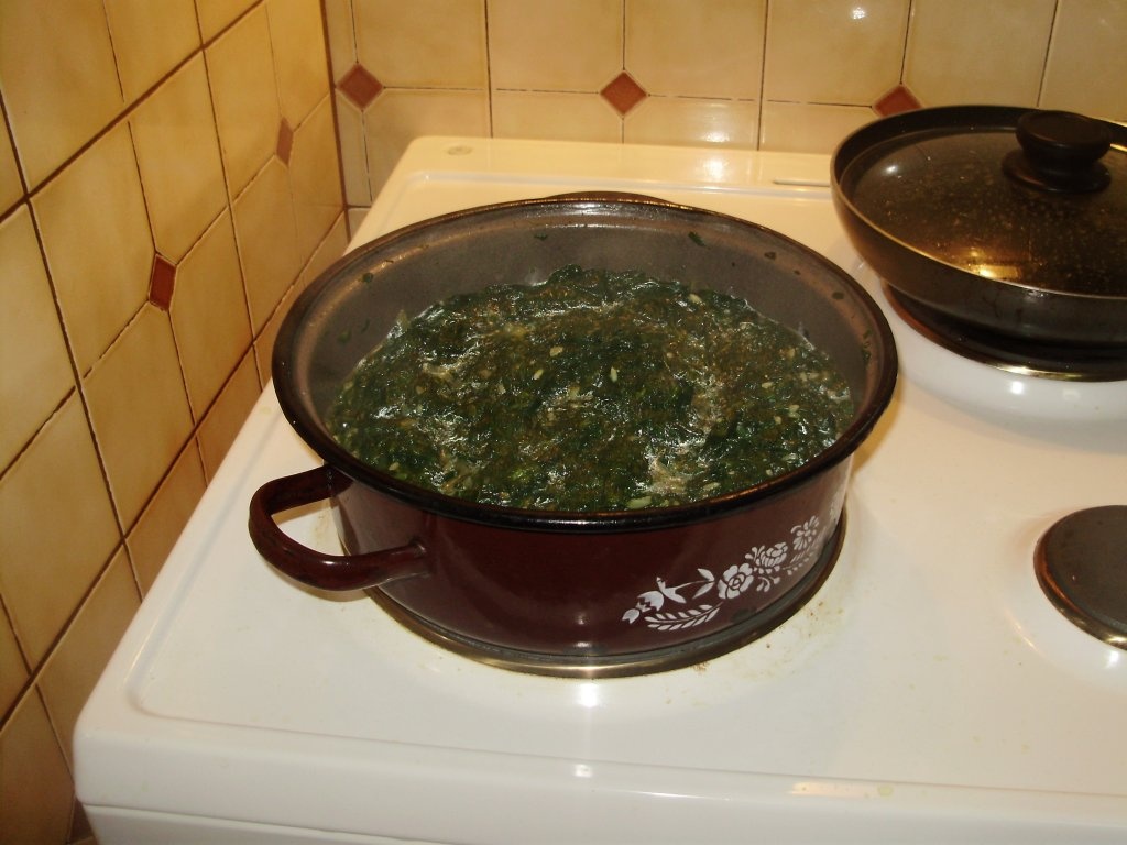 Placinta cu spanac, branza feta si orez