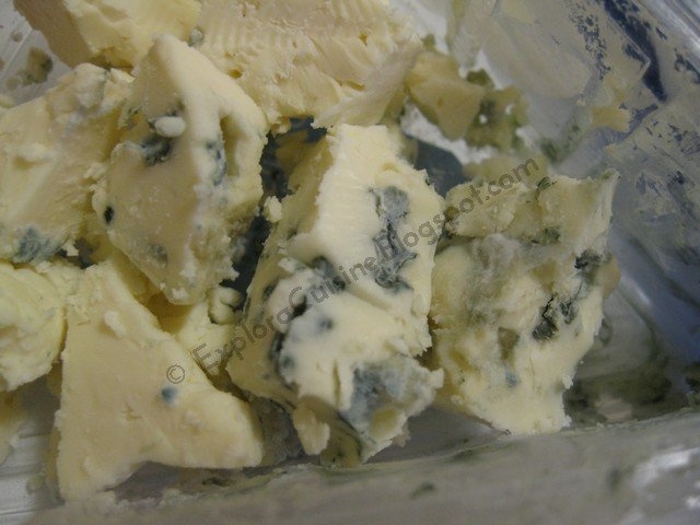Varza de Bruxelles cu blue cheese
