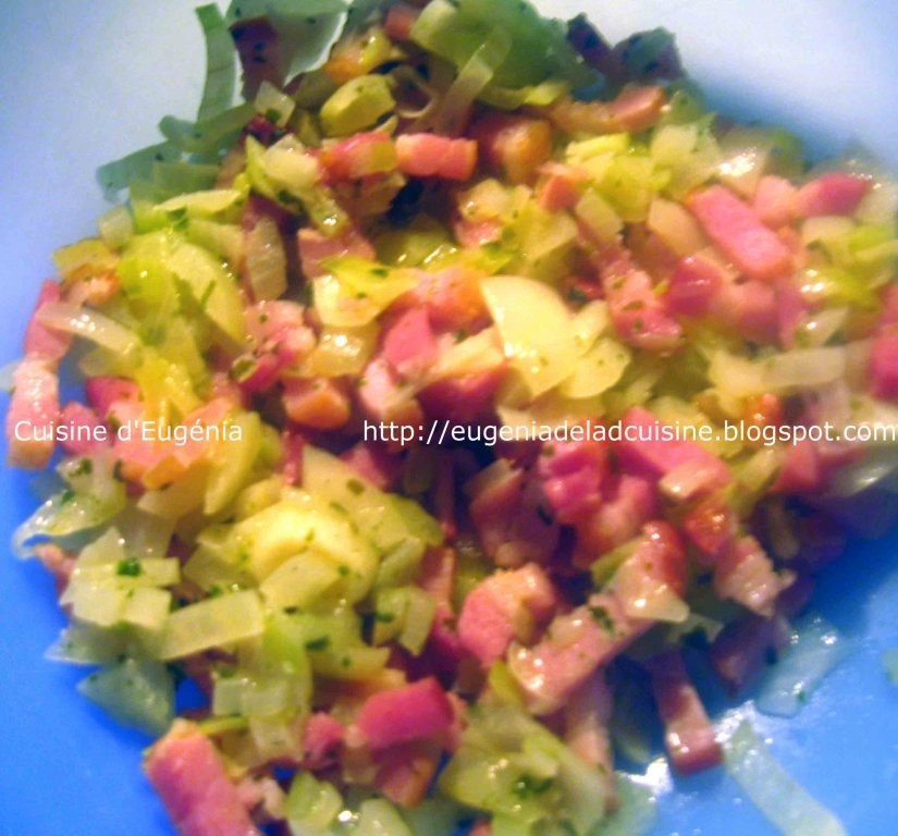 Varza de bruxelles cu jambon si bacon